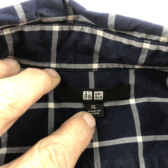 Uniqlo Mens Shirt Size XL Long Sleeve Button Down Windowpane Navy Casual Classic - Picture 3 of 12